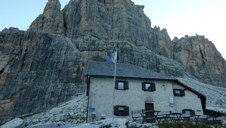 Klettersteige im Felsenparadies Brenta