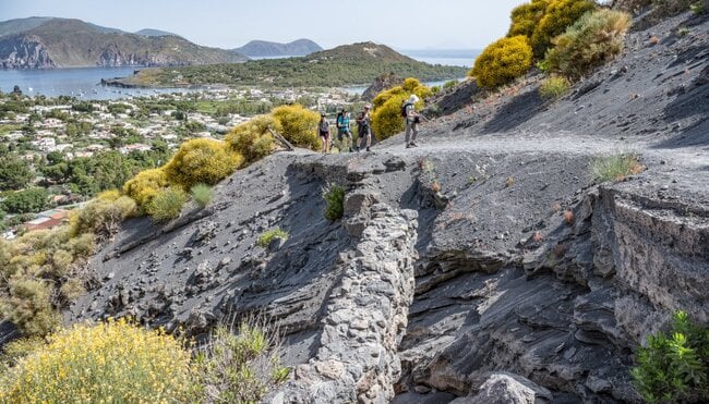 Stromboli_Aufstieg Volcano_Arnold_Zoergiebel