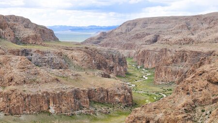 Bergmassiv Ikh Khairkhan