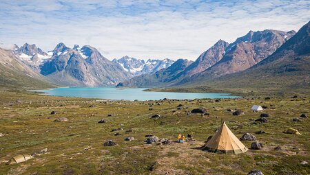 South Greenland Adventure: The Majestic Alpine Arctic (Ultramarine) 