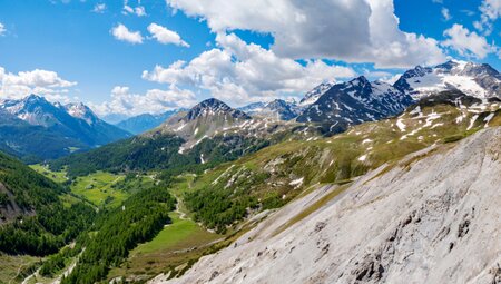 Von Südtirol bis an den Gardasee: Hüttentrekking in den Südalpen