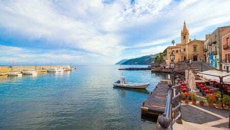 Lipari Hafen