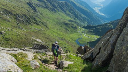 Schwindelfrei und trittsicher ins Gebirge