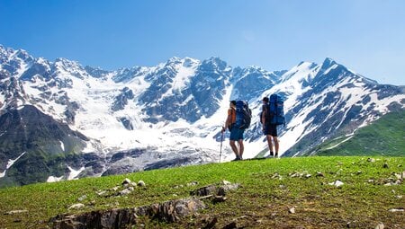 Georgien: Wilde Natur trifft legendäre Gastfreundschaft