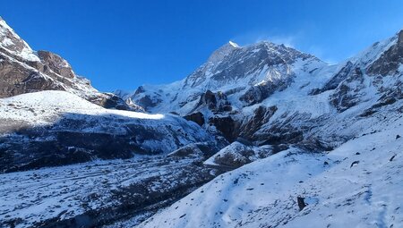 Makalu Base Camp Trekking