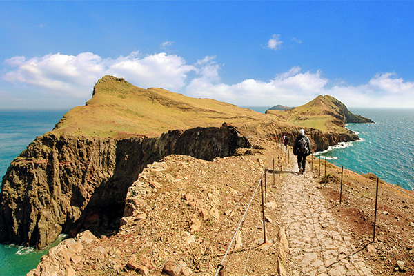 Wanderer am Ponta Sao Lourenco, Madeira